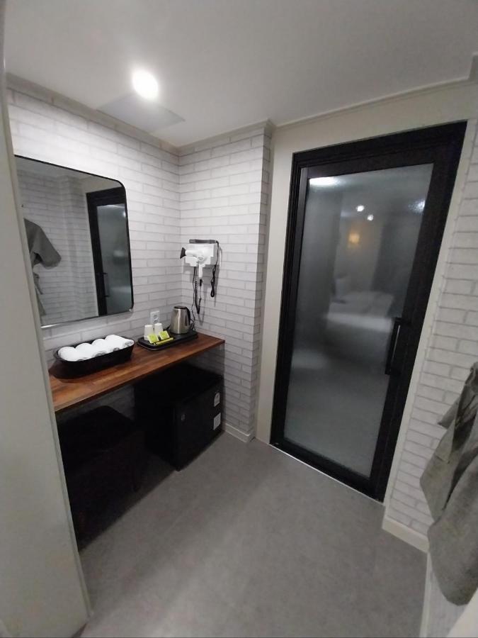 Hotel Stay Inn Сеул Екстериор снимка