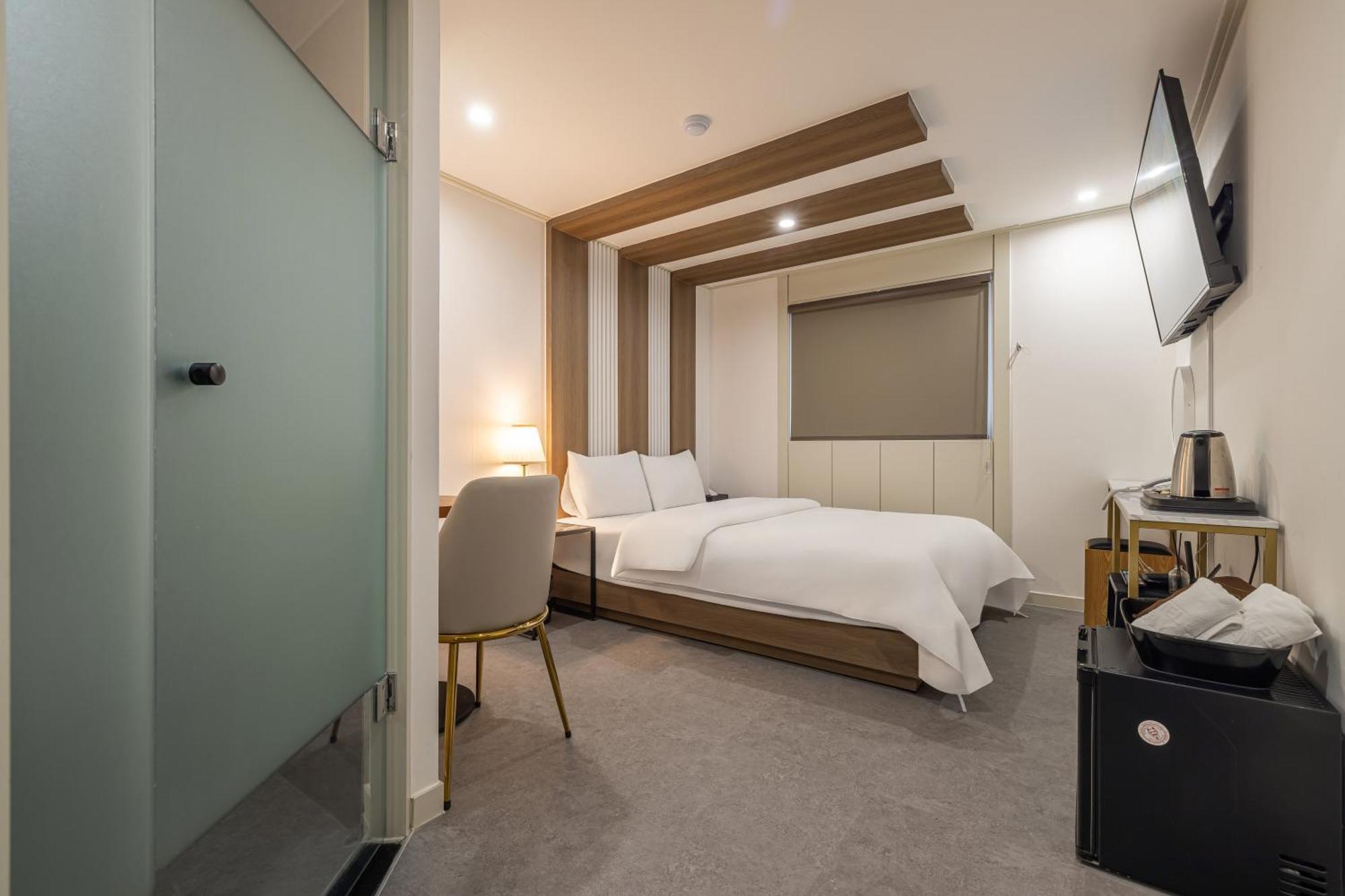Hotel Stay Inn Сеул Екстериор снимка