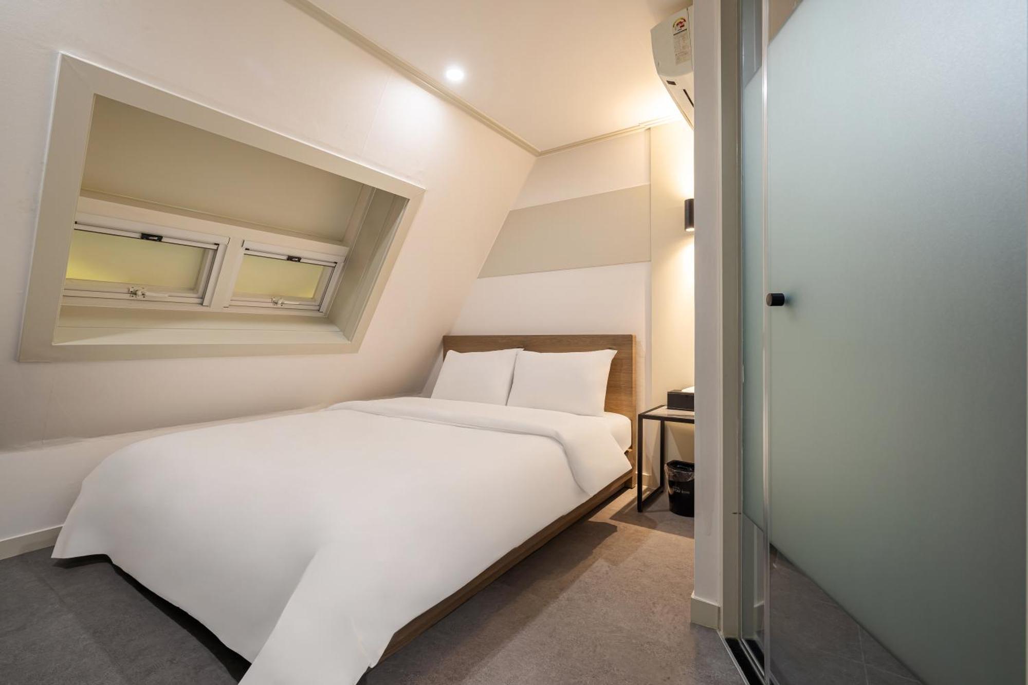 Hotel Stay Inn Сеул Екстериор снимка